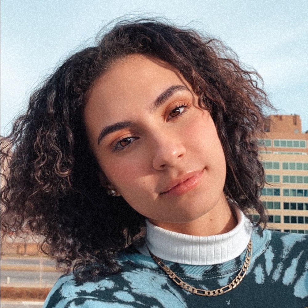 Meet your Posher, Sienna